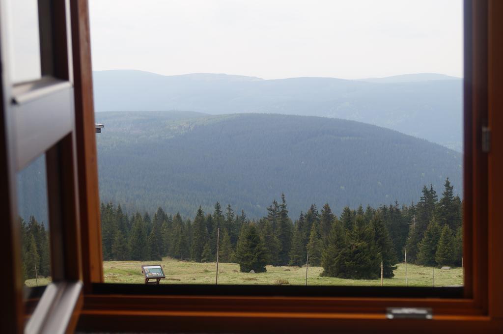 Auberge de jeunesse Schronisko Pttk Hala Szrenicka à Szklarska Poreba Extérieur photo