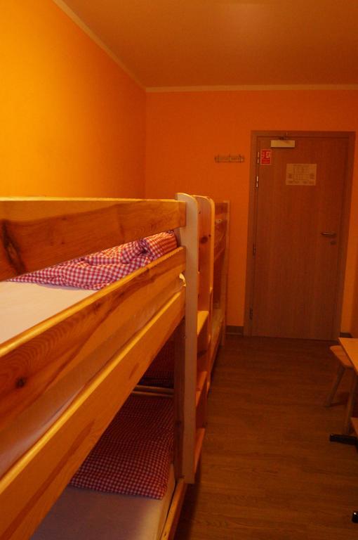 Auberge de jeunesse Schronisko Pttk Hala Szrenicka à Szklarska Poreba Chambre photo